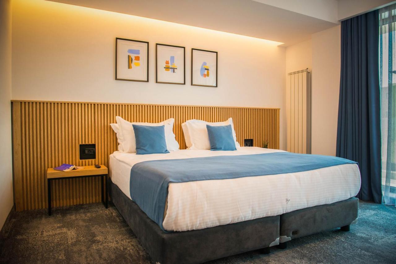 Hotel Vigo, 艾福雷诺德 外观 照片