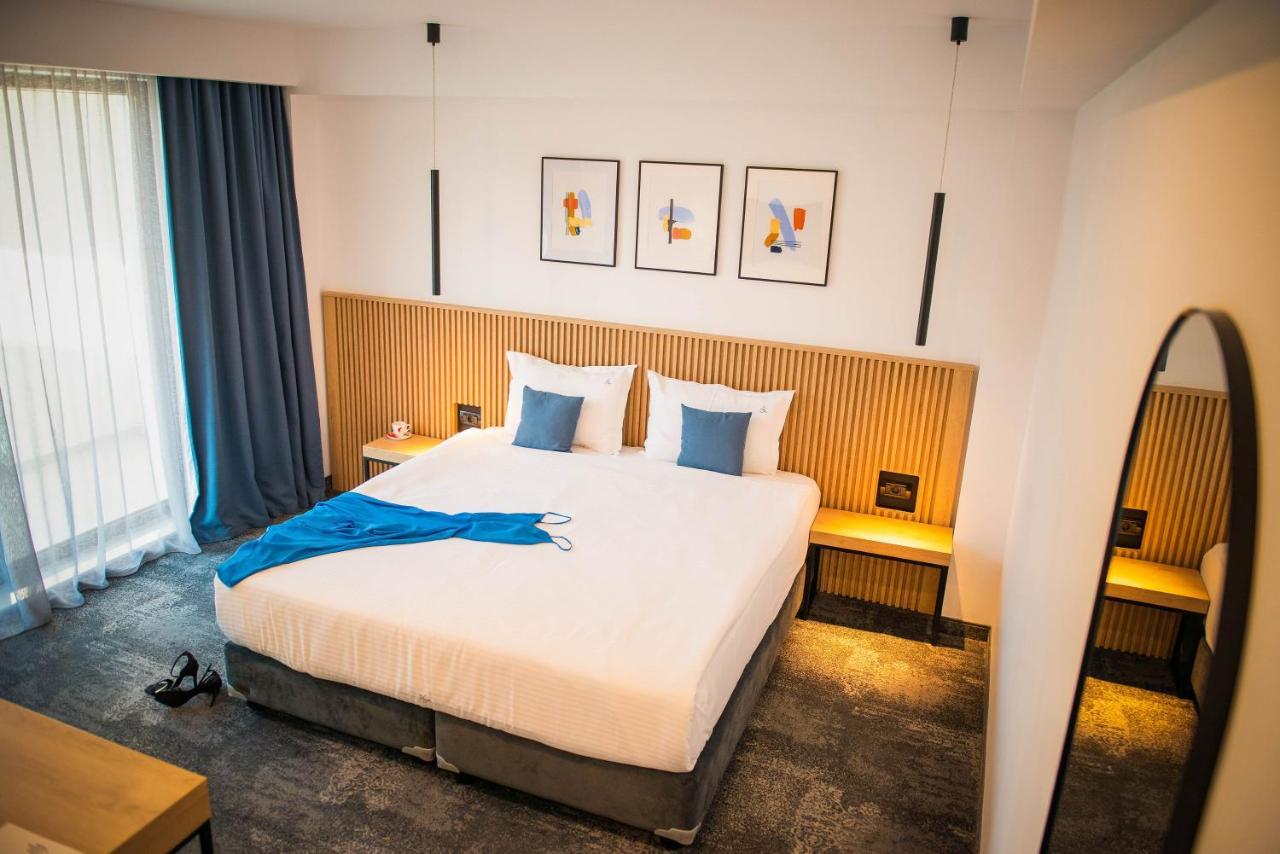 Hotel Vigo, 艾福雷诺德 外观 照片