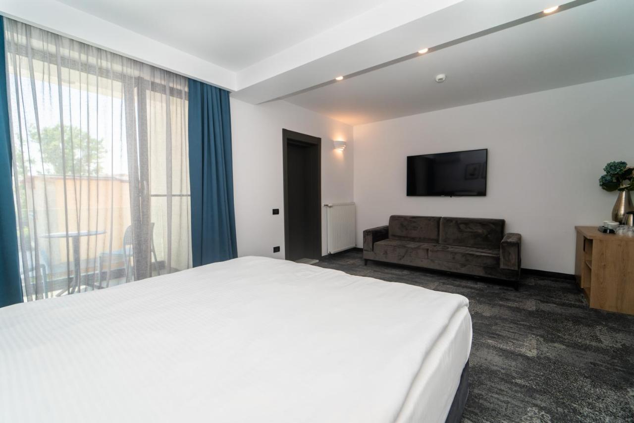 Hotel Vigo, 艾福雷诺德 外观 照片